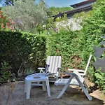 2 Pieces Avec Terrasse, Jardin, Piscine Et Parking, Proche - - Fr-1-251-517 Apartament Le Lavandou